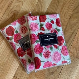 Tommy Hilfiger Pillow Shams - A Pair ⭐️ NEW⭐️